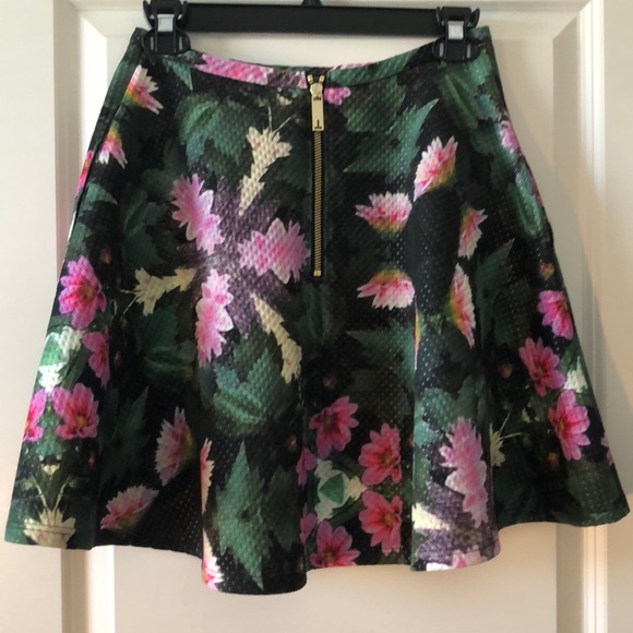 Ted Baker Floral Skater Pockets Skirt size 1 NWOT - Picture 3 of 8